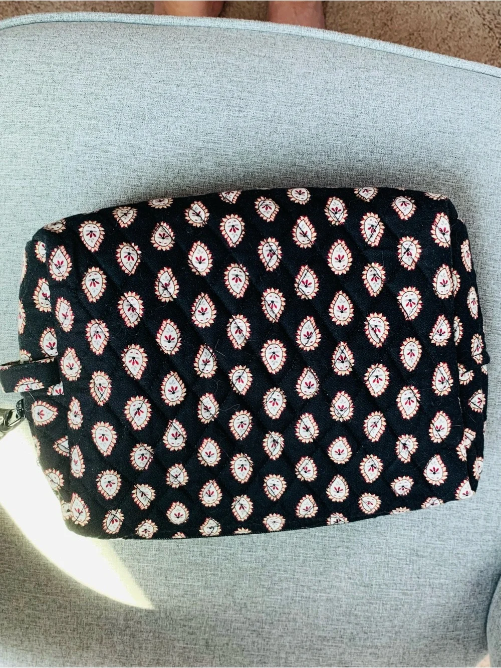 Vera Bradley Classic Black Retired Paisley Large Cosmetic Bag Lined Inside EUC